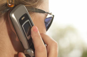 Не обнаружена связь между использованием мобильных телефонов и новообразованиями