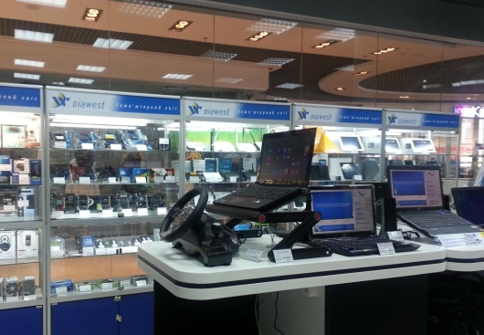 DіaWest открыл в Киеве новый компьютерный магазин