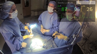 Philips усовершенствует работу хирургов с помощью Google Glass Philips усовершенствует работу хирургов с помощью Google Glass