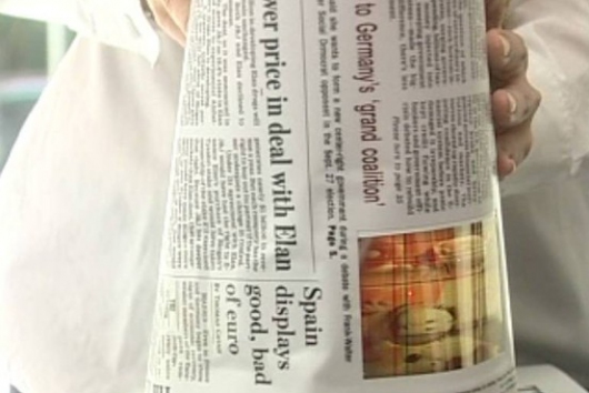 The Wall Street Journal награждает за инновации технологию гибких экранов The Wall Street Journal награждает за инновации технологию гибких экранов