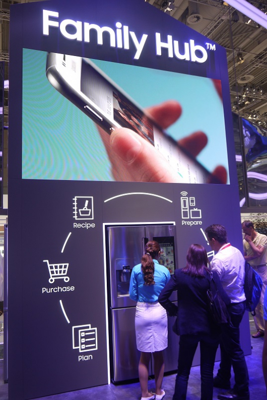 Samsung вооружается квантовыми точками