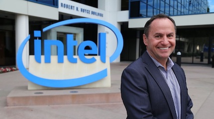 В трудные времена Intel возглавит финансист
