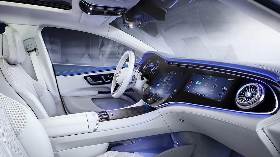 Мультидисплейное решение LG встроено в Mercedes-Benz EQS EV 2022 года
