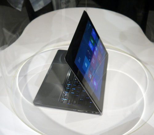 Taichi — гибридный ультрабук с двумя экранами от Asus Taichi — гибридный ультрабук с двумя экранами от Asus