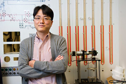 Создан прозрачный суперконденсатор для питания гибких электронных устройств Создан прозрачный суперконденсатор для питания гибких электронных устройств