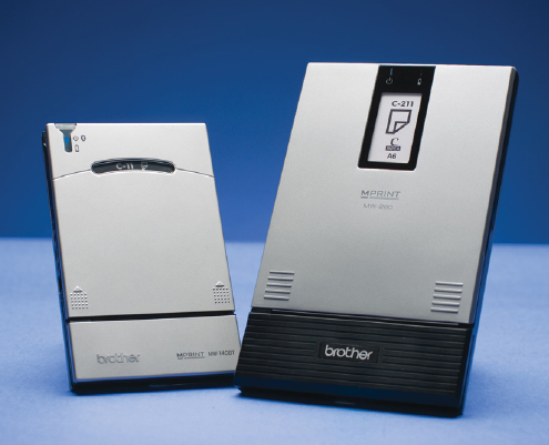 Brother выпускает обновленную версию своего "принтера на ладони" Brother выпускает обновленную версию своего "принтера на ладони"