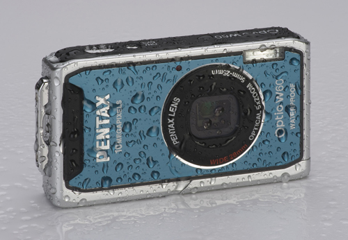 Pentax к отпускному сезону выпустила водонепроницаемую камеру Optio W60