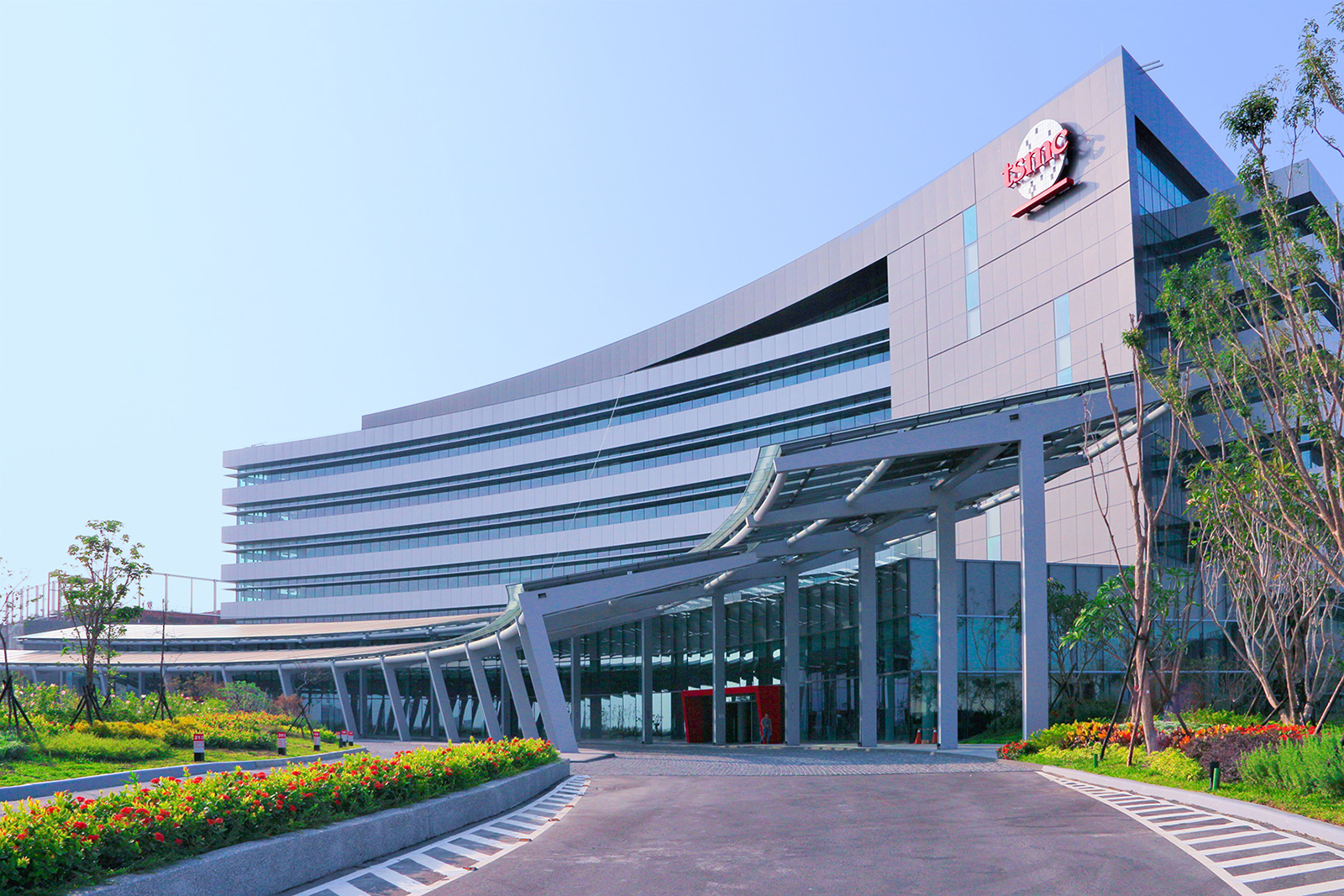 TSMC готовит площадку для завода по выпуску 2 нм чипов TSMC готовит площадку для завода по выпуску 2 нм чипов