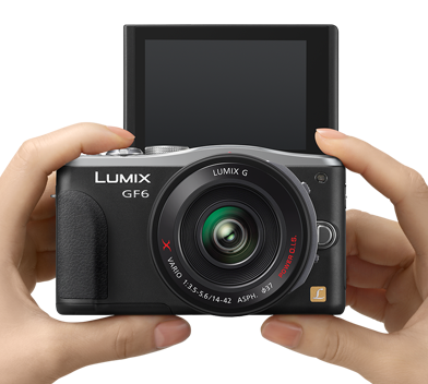 Беззеркальная камера Panasonic Lumix DMC-GF6 получила откидной дисплей