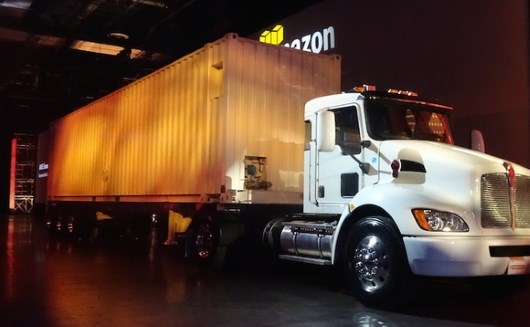 Google составит конкуренцию AWS в перевозке данных грузовиками