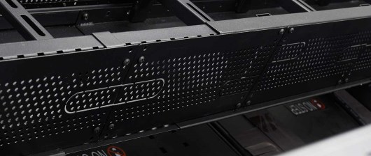 HyperPOD — решение Schneider Electric для контейнеризации машинных залов ЦОД HyperPOD — решение Schneider Electric для контейнеризации машинных залов ЦОД