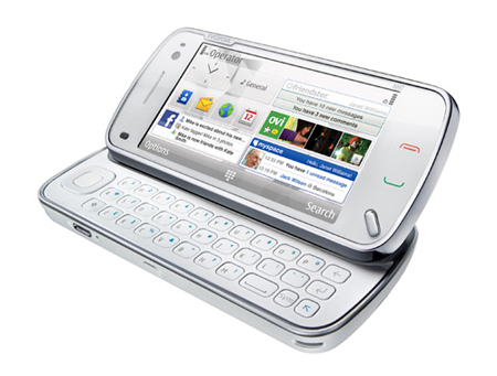 Nokia N97 - еще один конкурент iPhone, но с QWERTY-клавиатурой