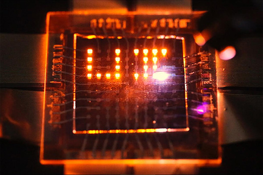 LED-дисплеи смогут параллельно работать как солнечные батареи