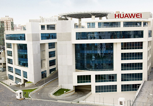 Huawei начинает патентное разбирательство с Samsung Huawei начинает патентное разбирательство с Samsung