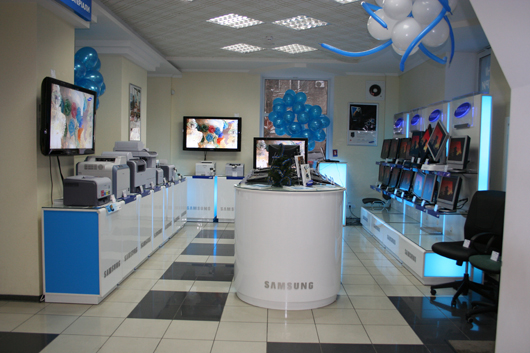 В Запорожье открылся фирменный магазин Samsung