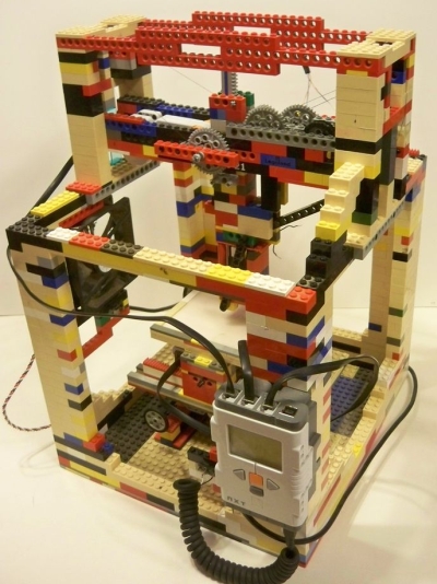 3D-принтер из конструктора LEGO