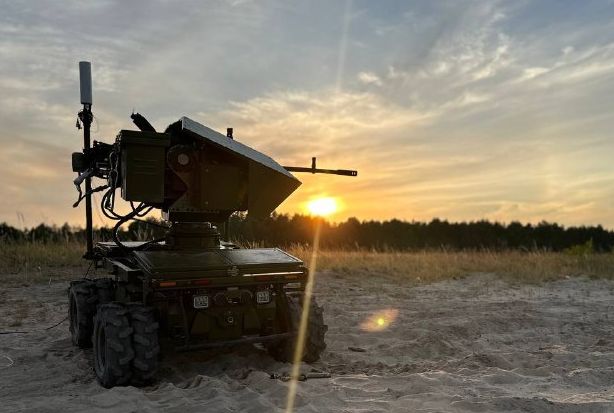 Учасники оборонного кластера Brave1 тестують універсального наземного робота