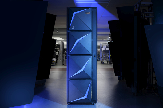 Мейнфрейм IBM z15 поможет защитить данные в гибридных мультиоблачных средах