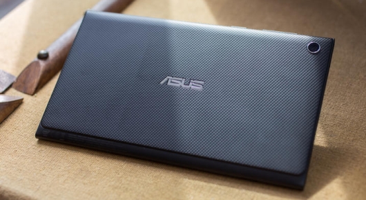 ASUS представила семидюймовый планшет на 64-разрадном процессоре Intel