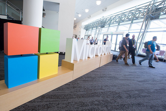 Microsoft получила миллиардный контракт от Пентагона