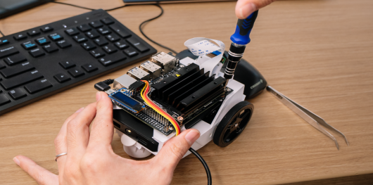 Nvidia анонсировала мини-компьютер с поддержкой ИИ Jetson Nano