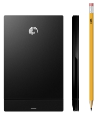 Seagate начала продажи самого тонкого в мире портативного жесткого диска