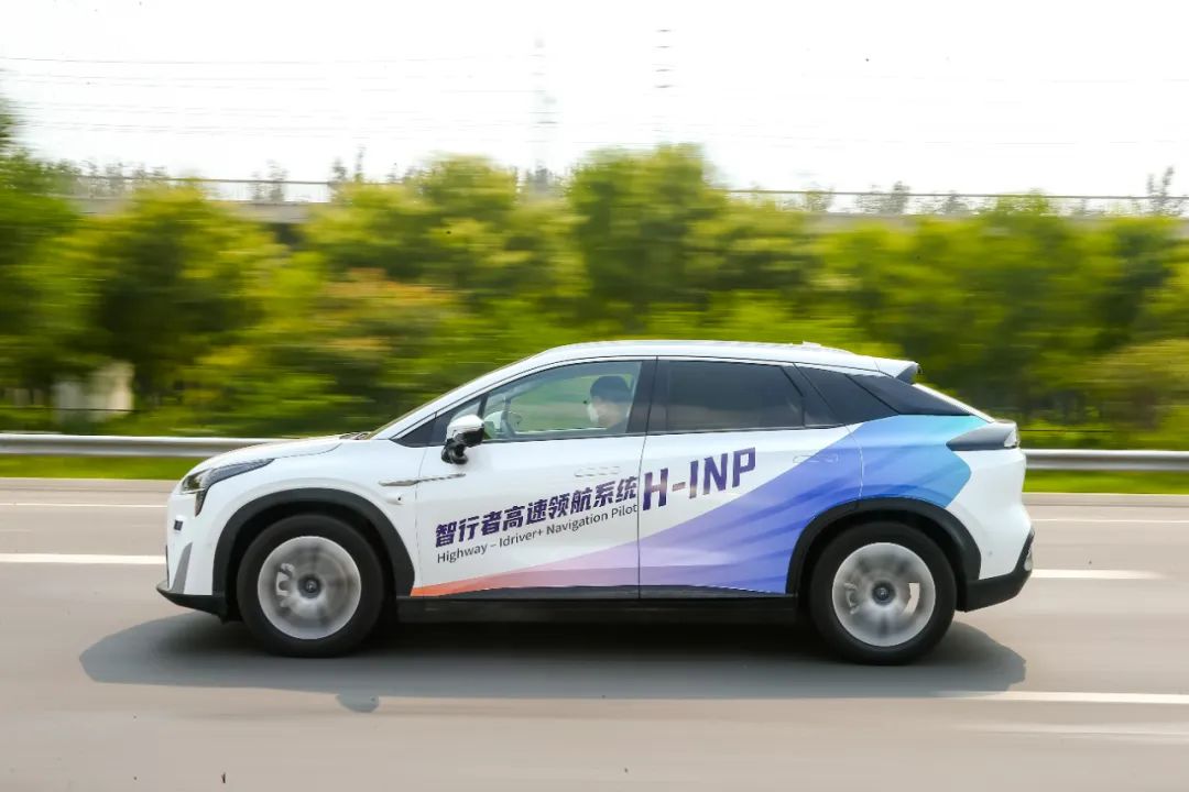 Huawei у партнерстві з Idriverplus розробляють платформу автономного водіння на процесорі Ascend