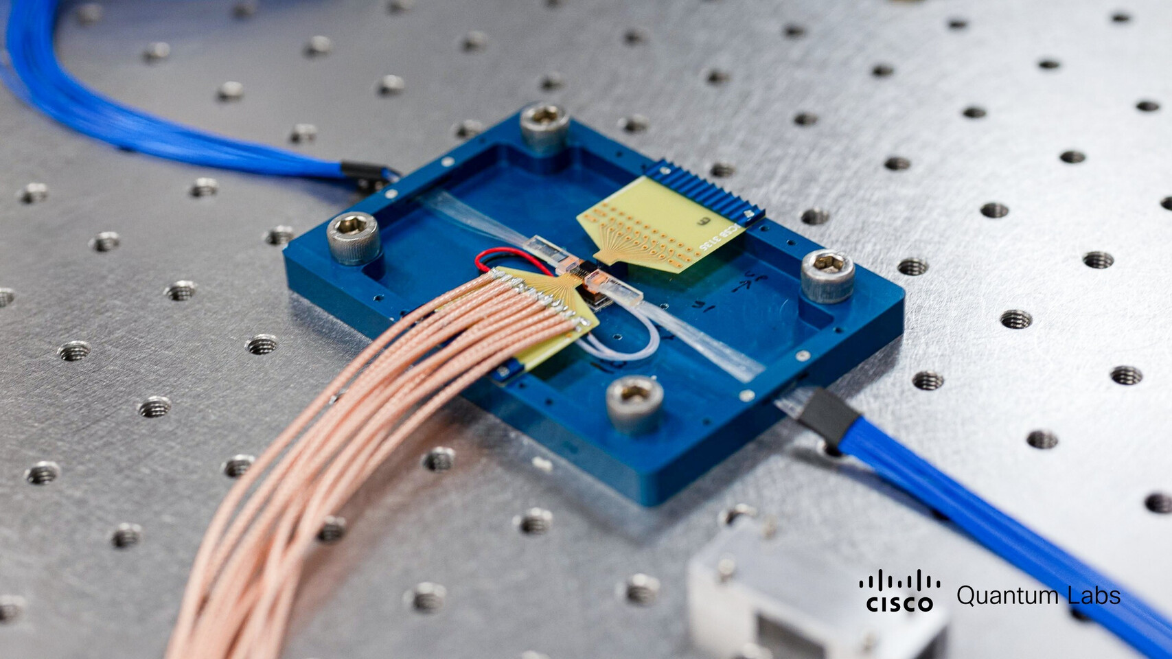 IBM та Cisco оголошують про плани створити мережу великомасштабних, відмовостійких квантових комп'ютерів