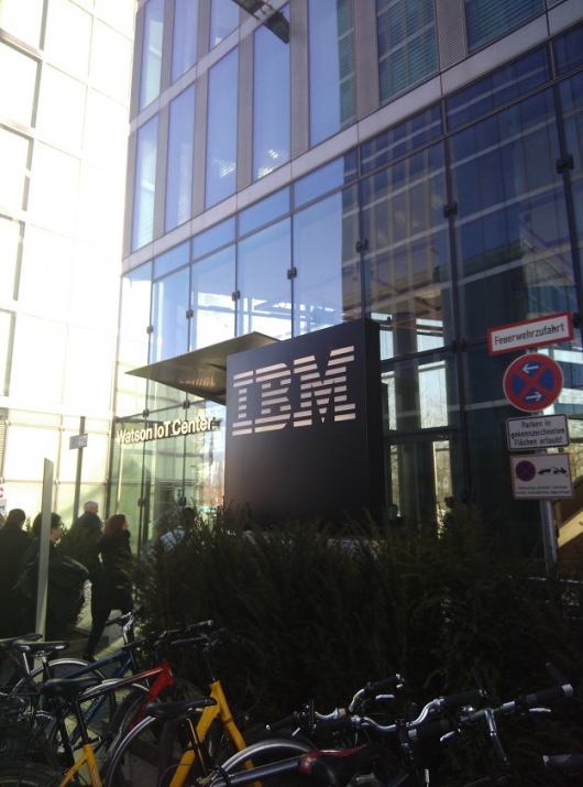 Прогулка по исследовательскому центру IBM Watson IoT