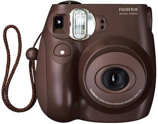 «Юг-Контракт» приступает к поставкам фотокамер моментальной печати Fujifilm Instax