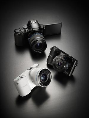 В компактных беззеркальных фотокамерах Samsung NX поддерживается Wi-Fi