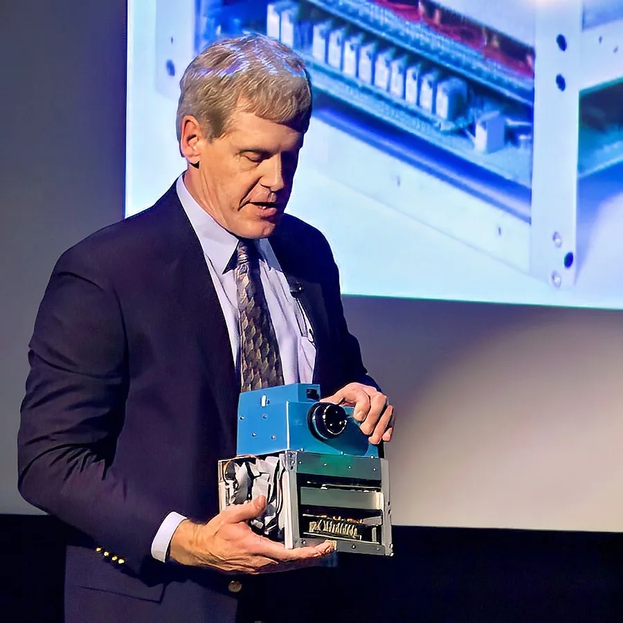 Перша цифрова камера історія Стівена Сассона