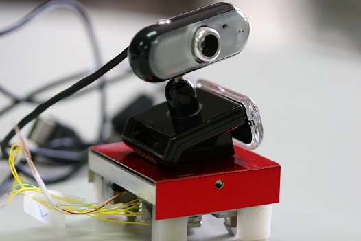 Миниатюрный пьезомотор может работать как беспроводной сенсор