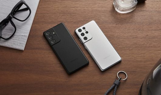 Samsung обновила флагманские смартфоны