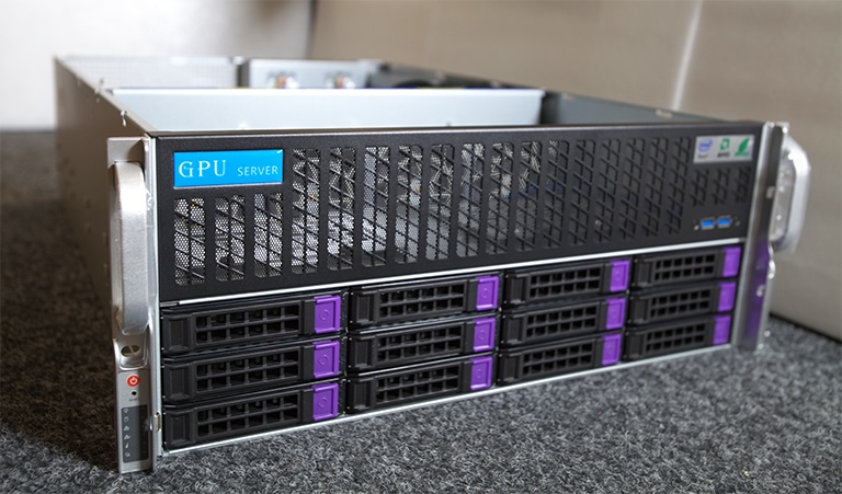 Локальний інференс на двох RTX 5090. Збираємо сервер Локальний інференс на двох RTX 5090. Збираємо сервер