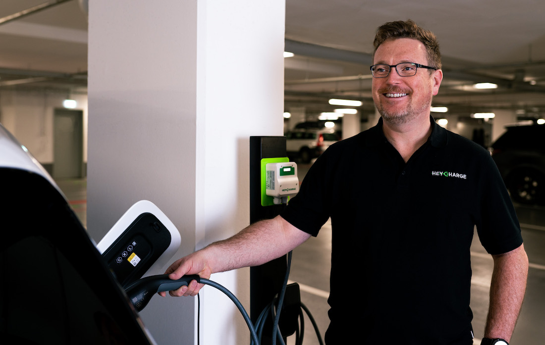 Стартап із українським центром розробки HeyCharge залучив 4,7 млн дол. від BMW Стартап із українським центром розробки HeyCharge залучив 4,7 млн дол. від BMW