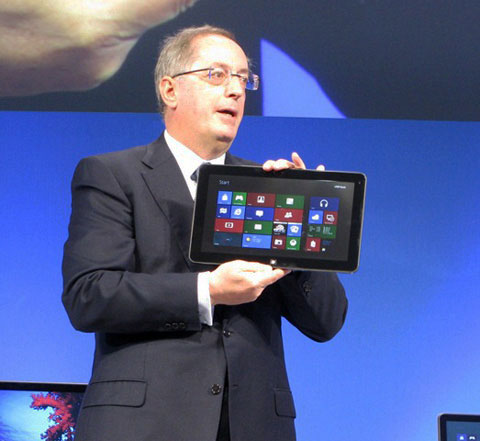 CEO Intel предрекает успех гибридным лэптопам и планшетам на Windows 8