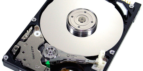 Мировой рынок жестких дисков сократил квартальную выручку до 8,4 млрд долл.