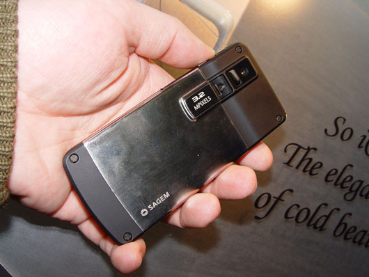 Фоторепортаж с Mobile World Congress 2008