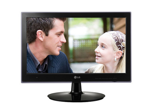 LG представила мониторы с LED-подсветкой, поддержкой 3D и професcиональной работы с графикой