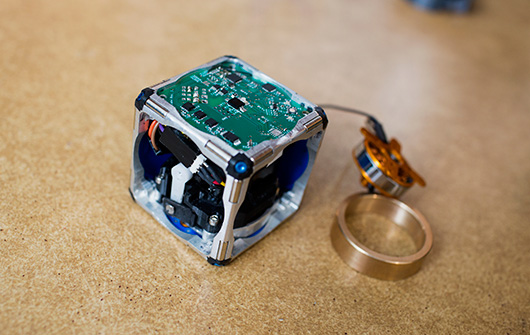 В MIT опробована концепция динамической самосборки модульных роботов