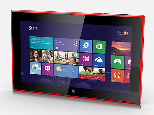 Nokia представила два 6-дюймовых смартфона и планшет на Windows RT