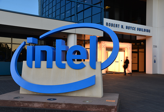 Intel нарастила квартальную прибыль на треть до 4,5 млрд долл.