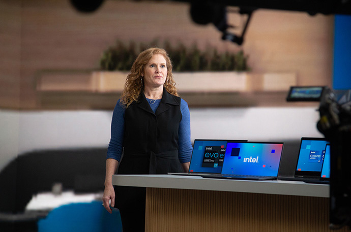 Intel анонсировала четыре новых процессора