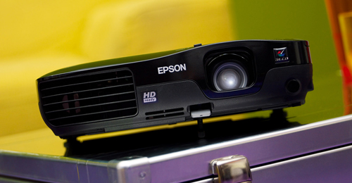 Epson представила яркий проектор для домашних пользователей