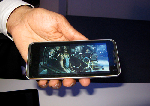 Президент Intel представил смартфон LG на MID-платформе Moorestown
