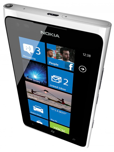 Смартфон Nokia Lumia 610 на Windows Phone будет стоить 2500 грн
