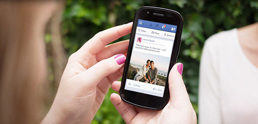 Facebook — лидер в сегменте потребления мобильного контента