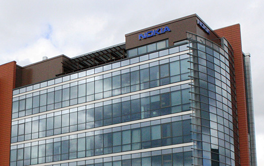 Доход Nokia за минувший квартал сократился на 9% до 5,6 млрд евро