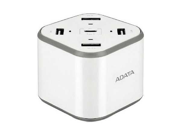 ADATA выпустила беспроводную зарядную панель CW0100